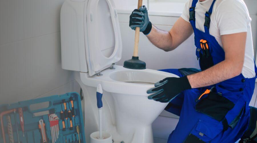 Professional bathroom faucet installation in Ithaca, MI